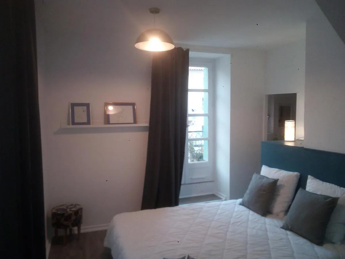 Le C De Privas 2 Chambres Au Coeur De La Ville Bed and breakfast